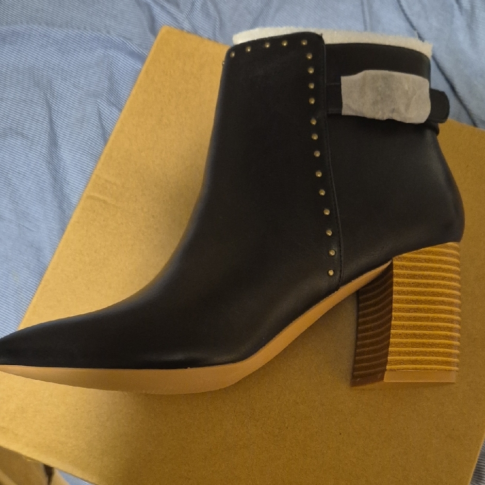 Stylish Black Ankle Boots